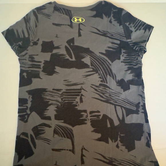 Gray Youth T-Shirt by UNDER ARMOUR - Graphic Design - Picture 4 of 8